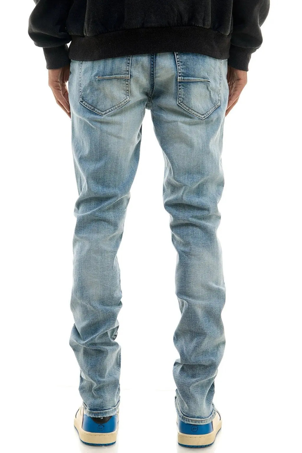 Skinny jeans final detail - Epicplacess