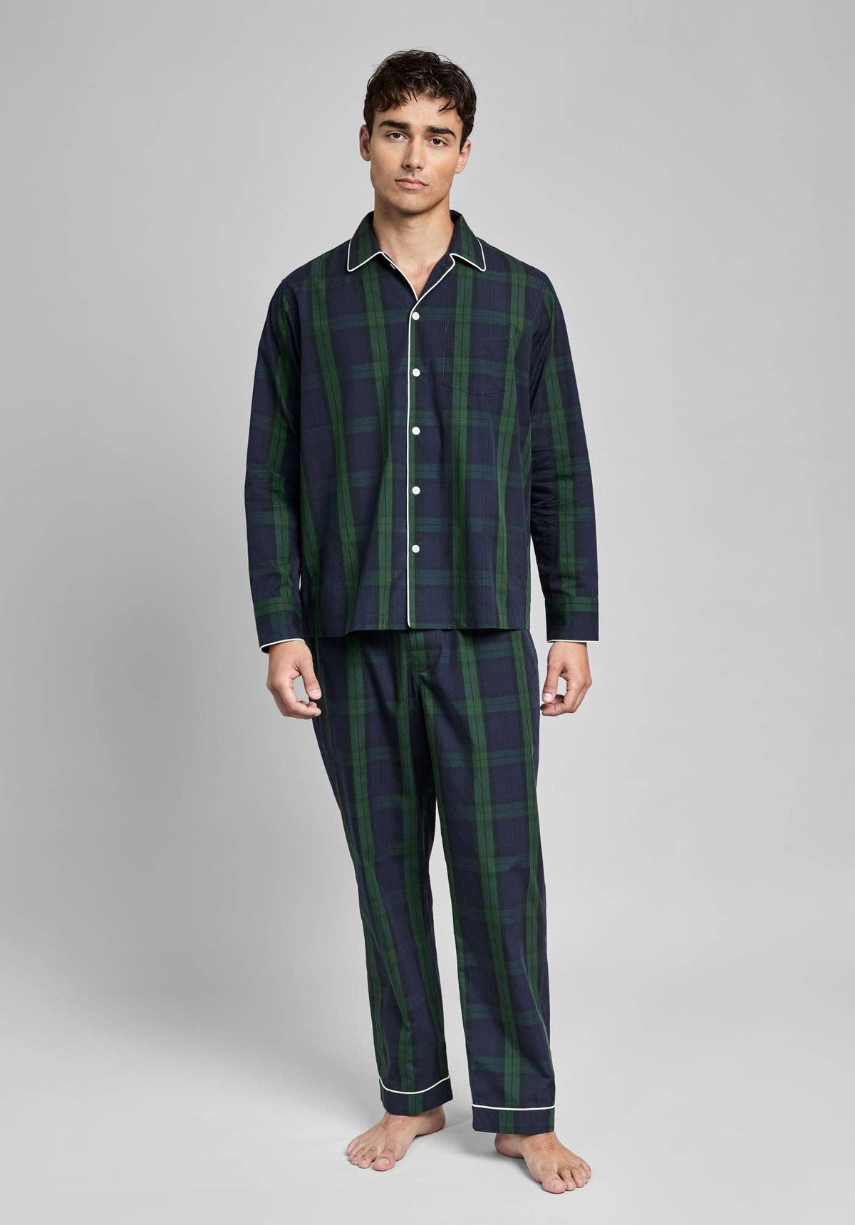Men's Blackwatch Plaid Cotton Button-Up Pajama Set in blackwatch plaid – detail view
