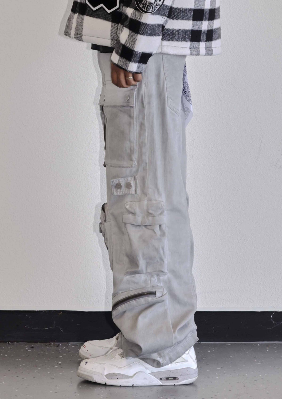 Men's grey stone Y2K wide fit utility cargo jeans