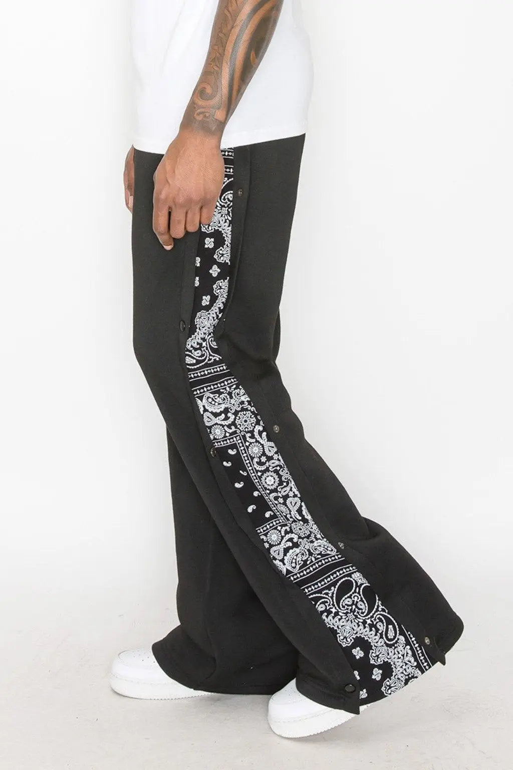 Black sweatpants outfit view - Epicplacess