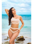 Ivory swimsuit detail - Epicplacess