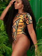 Two-piece swimsuit detail - Epicplacess