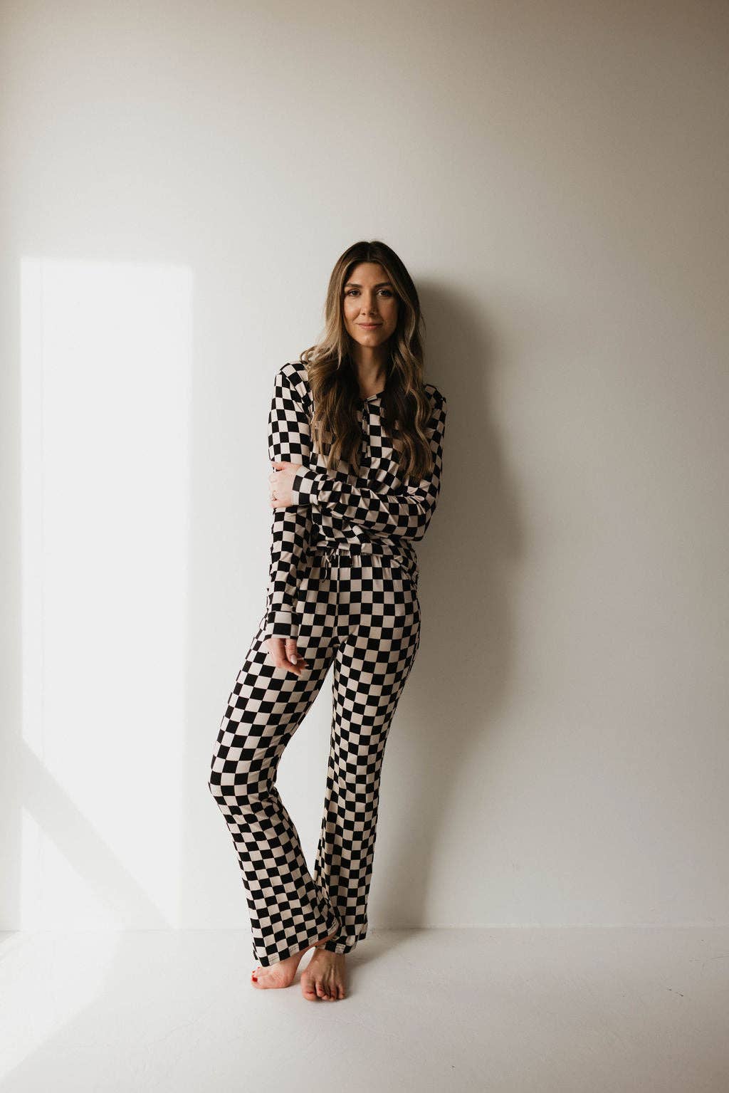 Women's black and white checkerboard bamboo pajama set