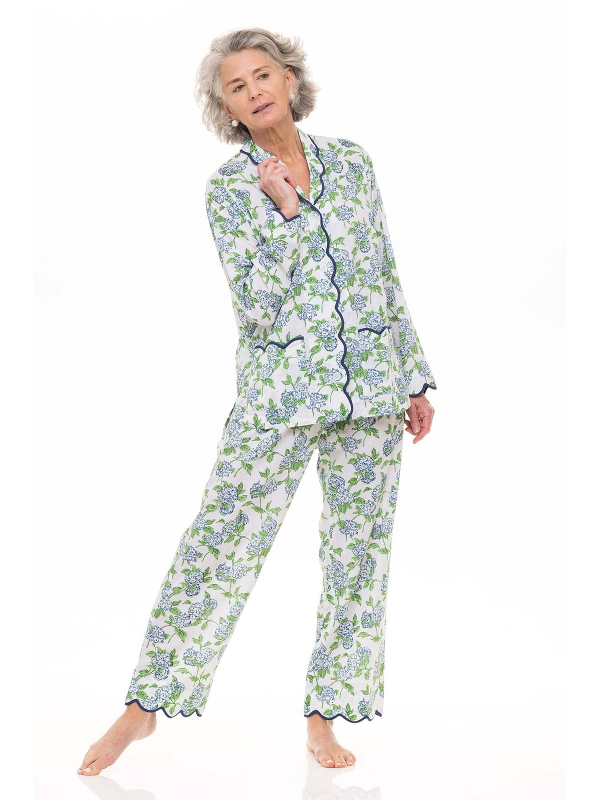 Women's blue and white hydrangea block print scalloped cotton pajama set