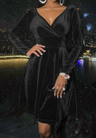 Women's red v-neck long sleeve dress for the holidays - view 2