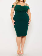 Women's plus size hunter green cold shoulder criss-cross bodycon midi dress